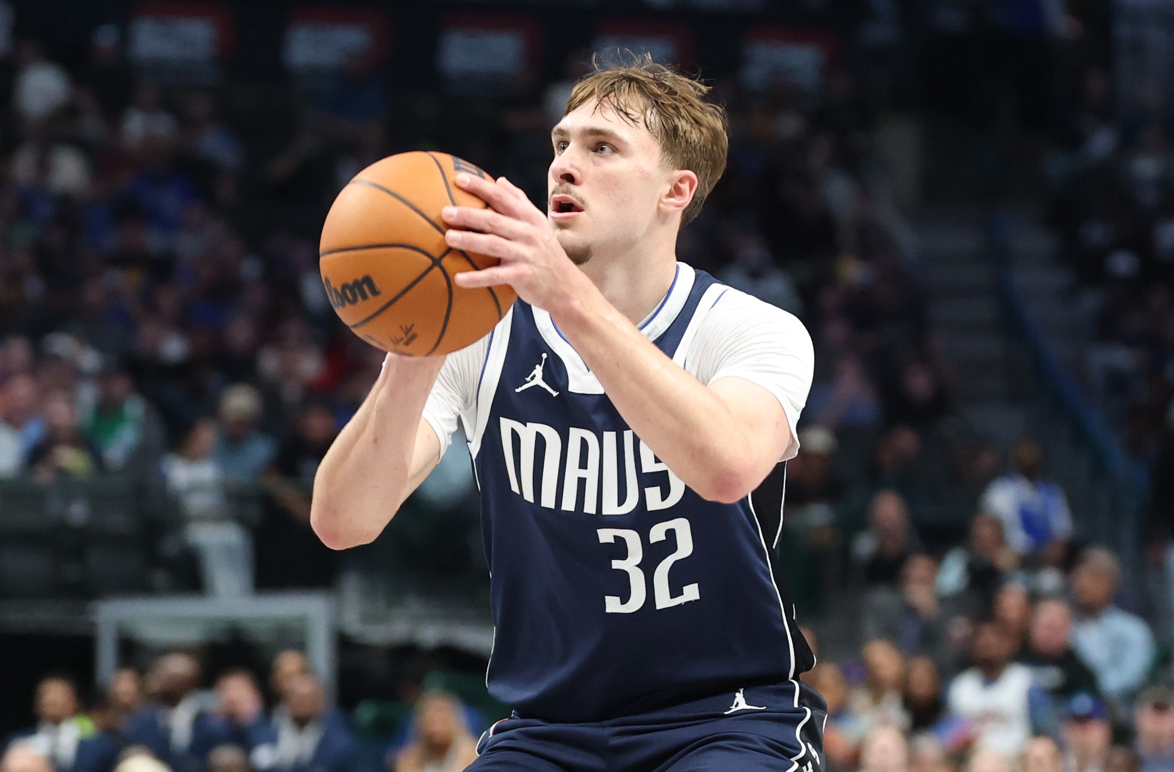 华体会官网-巴格利：弗拉格能给对方防守施压 为队友创造机会 他只会越来越好